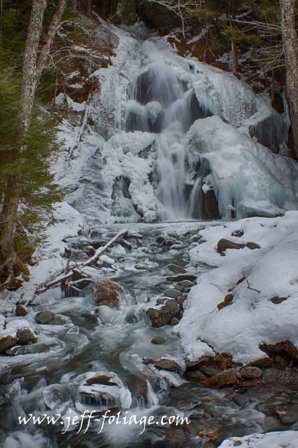 Moss Glan Falls in Winter and ice