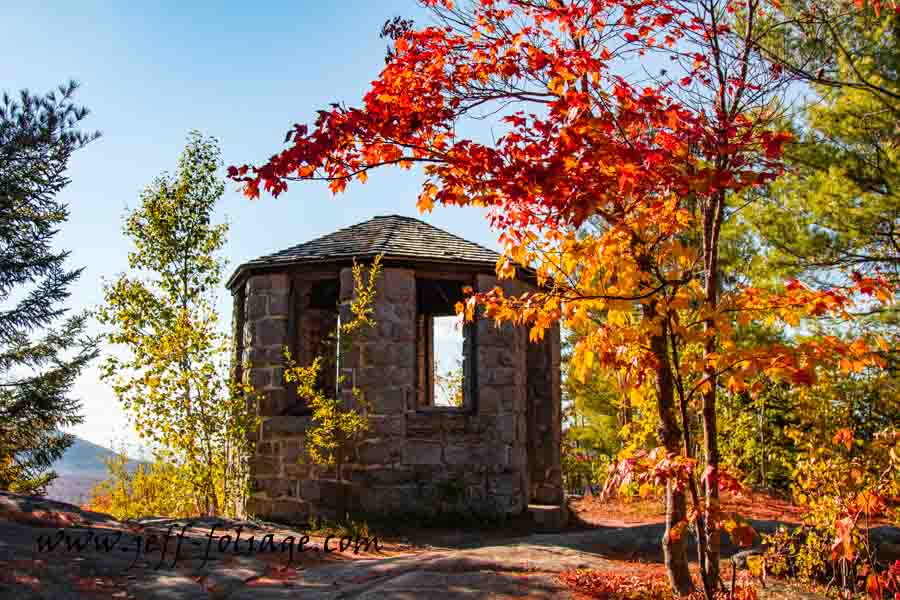 New England fall foliage and photography of the lookout point on Owls head Mountain