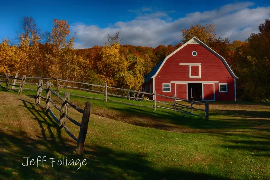 Autumn Barn to play Pomfret Vermont