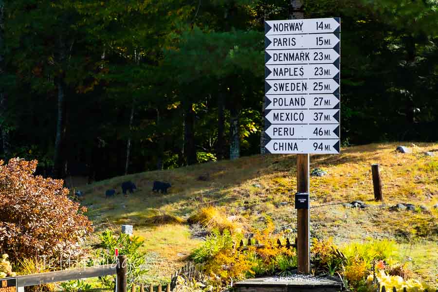 maine country signs, traveler signpost, country signpost, maine signpost, world traveler signpost