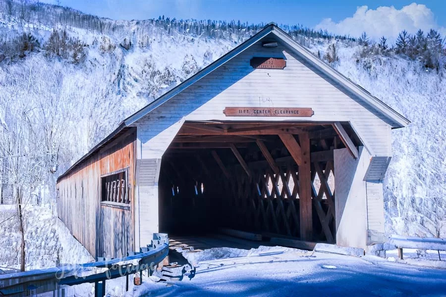 winter time at the dummerston covered bridge