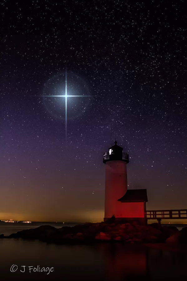 annisquam Lighthouse at Christmas