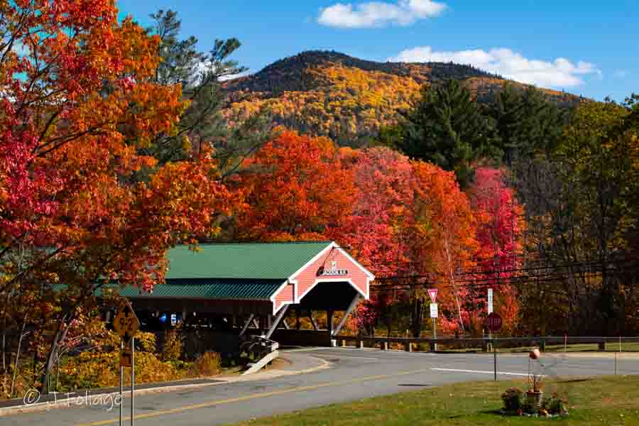 Jackson covered bridge in the fall colors of autumn